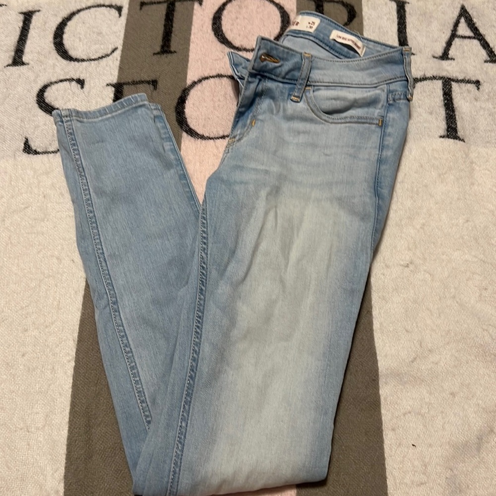 Hollister low rice super skinny jeans